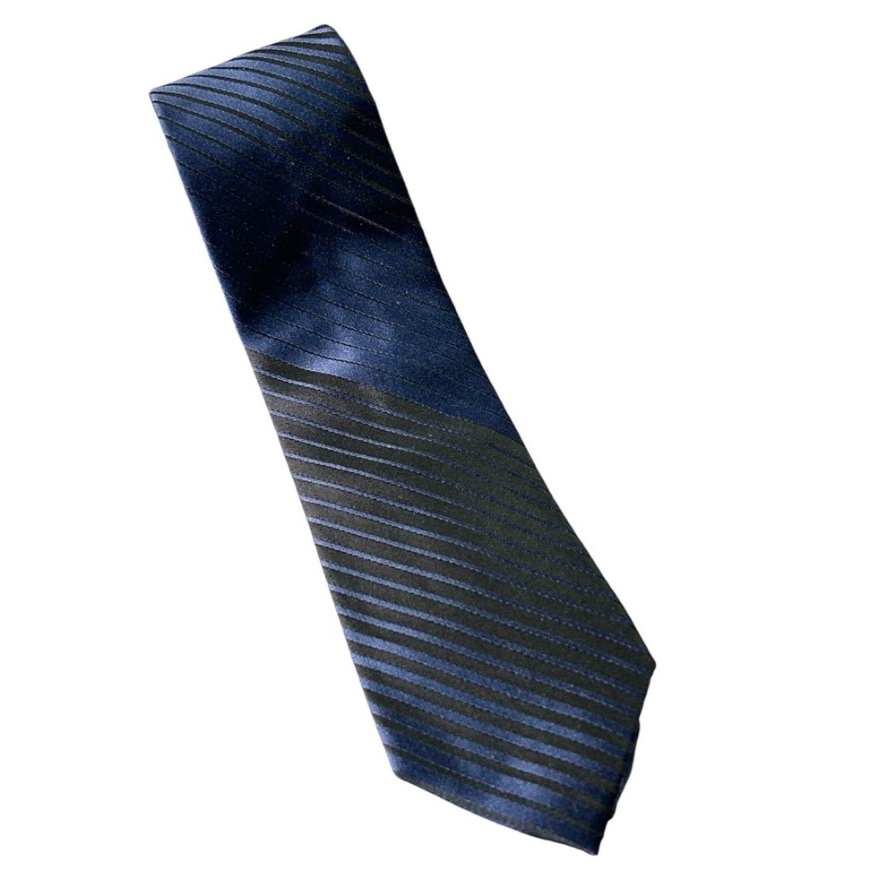 Saks Fifth Avenue Men’s Blue and Black Silk Striped‎ Tie